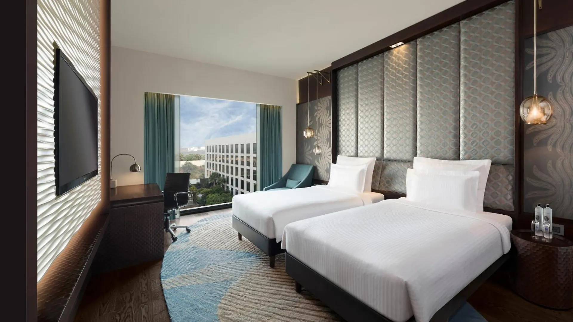 Pullman New Delhi Aerocity Hotel